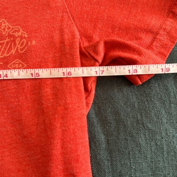 REI Recreational Equipment Cooperative v-neck  Women t-shirt short sleeve sz Sm - Picture 7 of 12